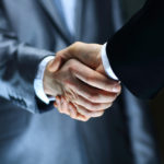 Business-handshake-contract